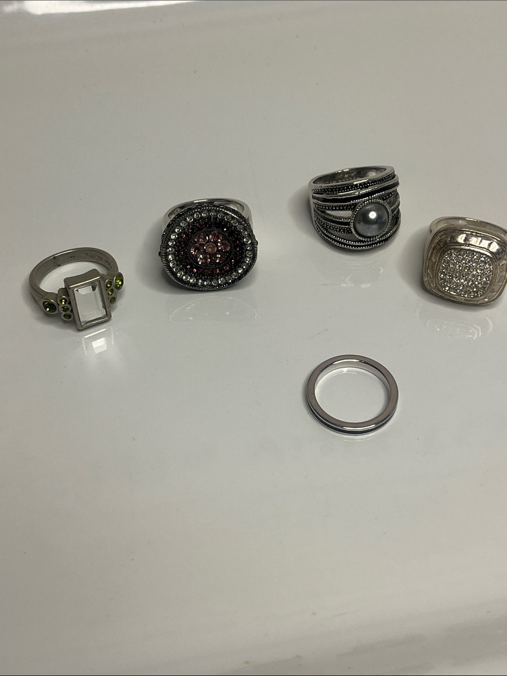 Lia Sophia Bundle of Crystal Statement Rings 5 rings